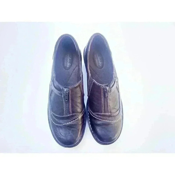 Clarks Womens Loafers Shoes Brown Leather Round Toe Front Zipper 7M - Picture 2 of 9